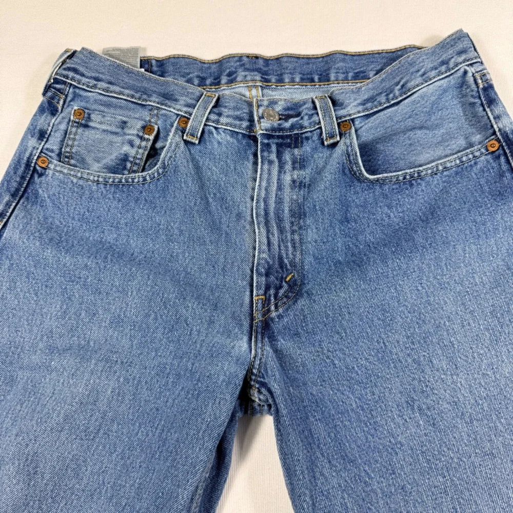 Levi's 550 Relaxed Fit Jeans 33x34 Blue Medium Wash Tapered Leg Cotton Denim